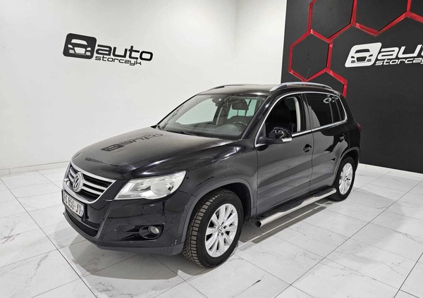 Volkswagen Tiguan cena 25900 przebieg: 226137, rok produkcji 2008 z Brodnica małe 301